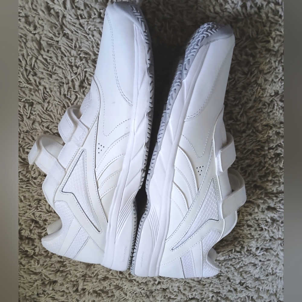 Men's Reebok Leather Sneakers Size 14  New